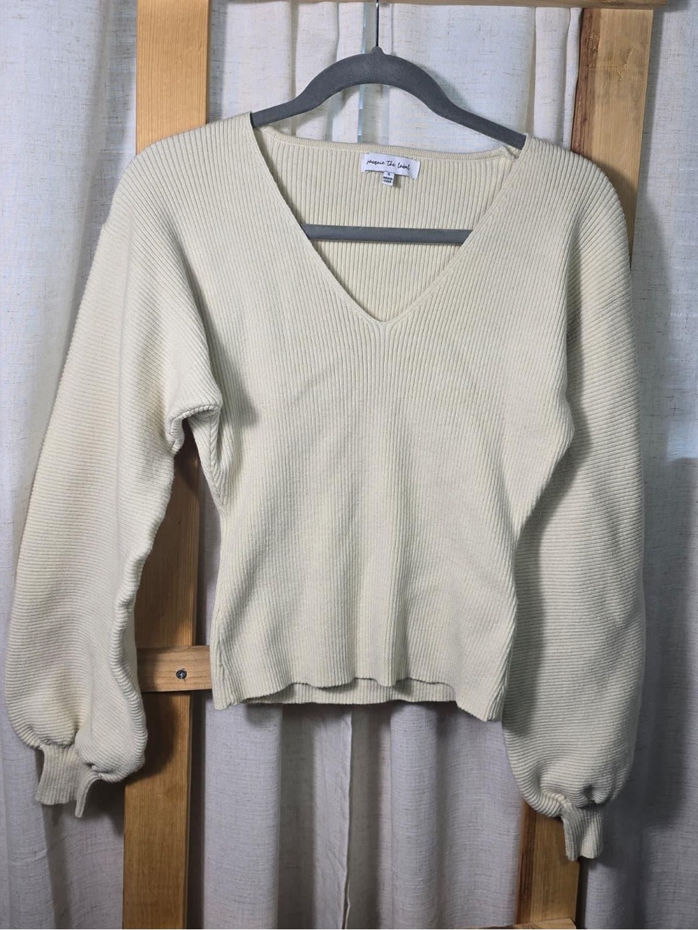 Jaquie The Label V-Neck Cream Ribbed Sweater